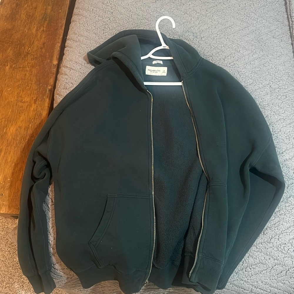 Abercrombie forest green zip up